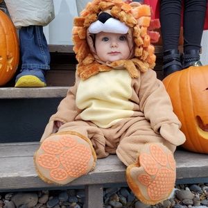 Lion baby costume 12-18 mo